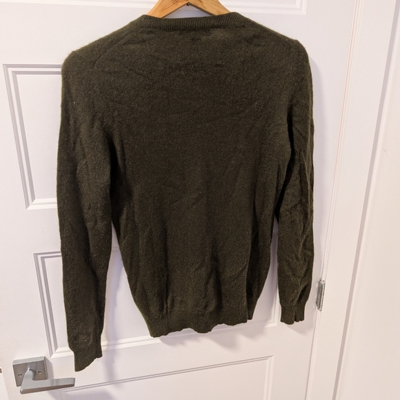 Lord & Taylor/100% Cashmere Olive Sweater Sz S - Picture 2 of 4